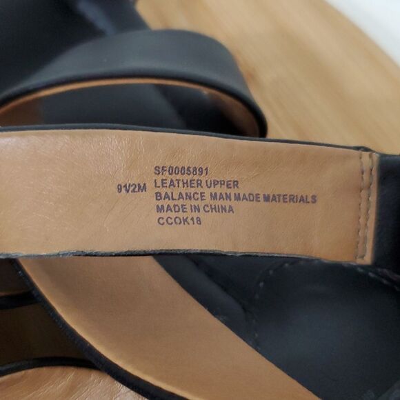 Sofft Black Leather Strappy Women's Sandals Size 9.5 - Picture 9 of 10